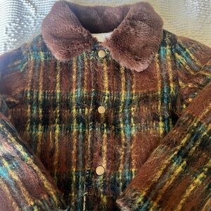 Edgehill Collection Girls 4 / 5
Plaid Jacket Soft Faux Fur Collar NWT Dillards